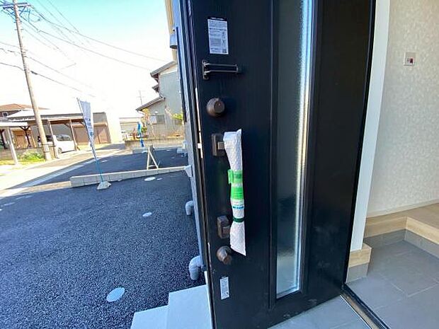 ピッキングなどでの住居への侵入等を防止するのに役立つダブルロック♪