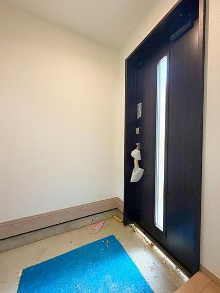 玄関を拡大表示