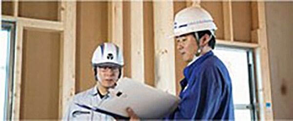 住宅の不具合で最も困るのは基礎の沈下や雨漏りです。そこで信頼できる審査員が、地盤調査・地盤改良・躯体検査について2度の現場審査を行います。