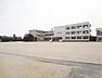周辺：東浦町立片葩小学校（500m）