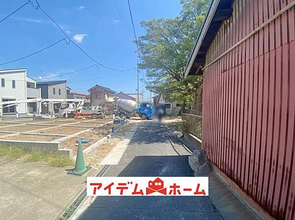 〇●前面道路●〇　　 平日のご案内も可能です！　 アイデムホーム南店は緑区役所から徒歩2分！ 水曜日も営業しております！