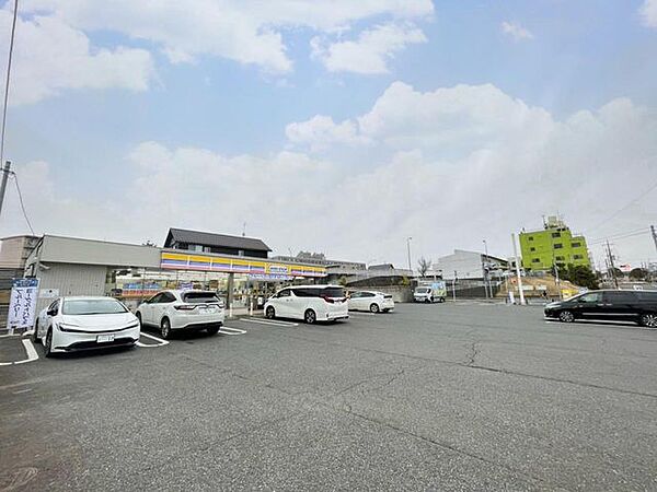 コンビニ ミニストップ成田玉造店まで徒歩8分（約640ｍ）