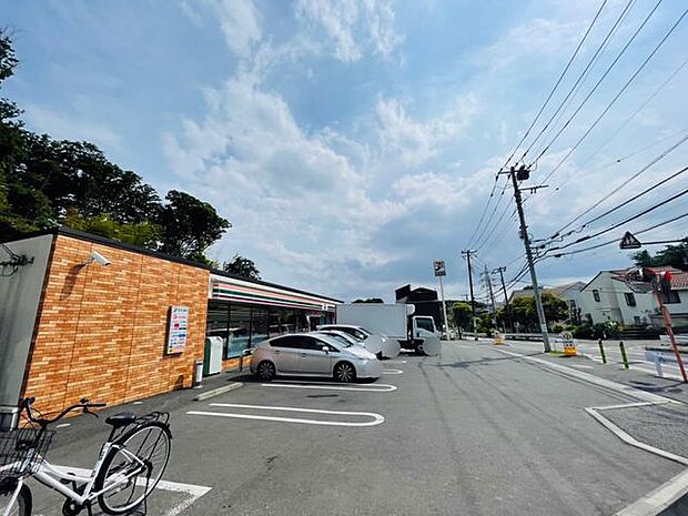 セブンイレブン船橋田喜野井4丁目店 980m