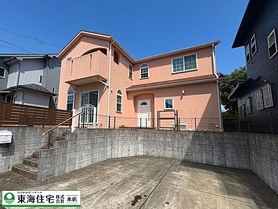外観:たっぷりの陽光を受け止める明るい邸宅で、新生活を! 外観:たっぷりの陽光を受け止める明るい邸宅で、新生活を!
