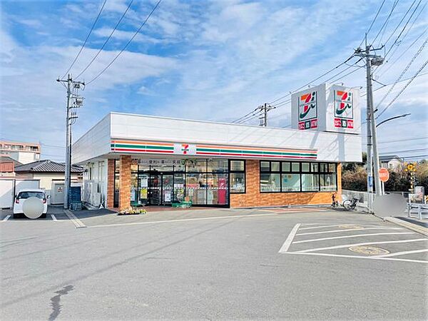 セブンイレブン八千代台北店 徒歩12分。 930m