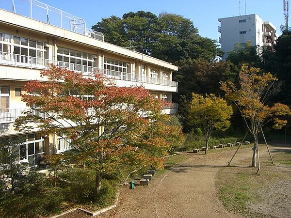 習志野市立第六中学校 徒歩16分。 1220m