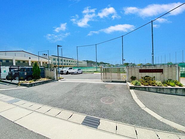 名古屋市立吉根中学校(1200m)