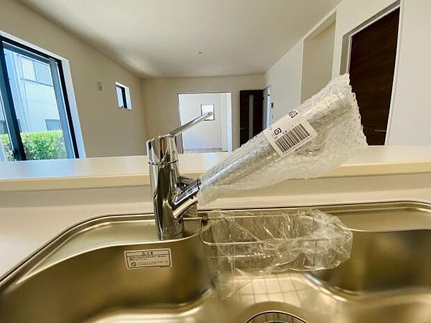 しっかりと塩素を除去毎日おいしいお水を楽しめます♪ 塩素によるお野菜のビタミン破壊も抑止出来ます