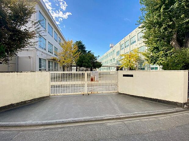 名古屋市立萩山中学校（1080m）