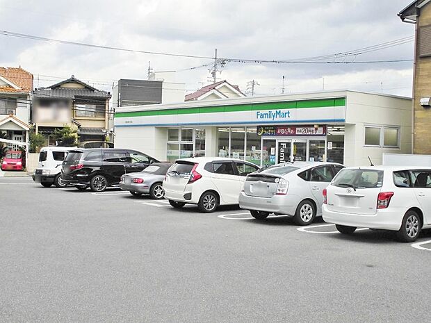 ファミリーマート 尾張旭桜ケ丘店（950m）
