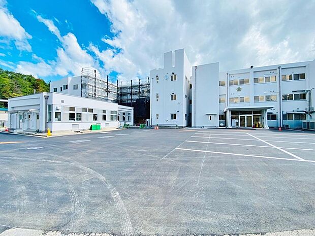 瀬戸市立幡山東小学校(1110m)