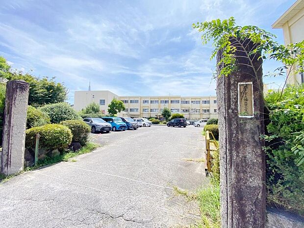 瀬戸市立幡山西小学校（1330m）