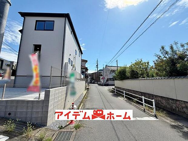 西側道路（2026年9月）撮影