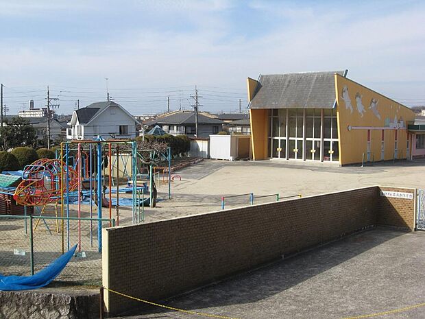 岩成台保育園(290m)