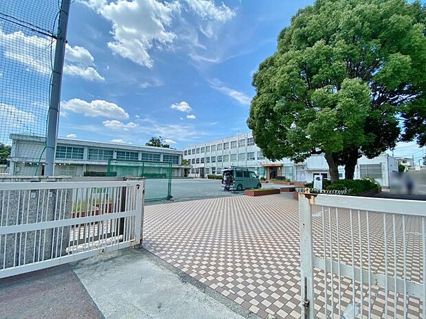 名古屋市立伊勝小学校（430m）