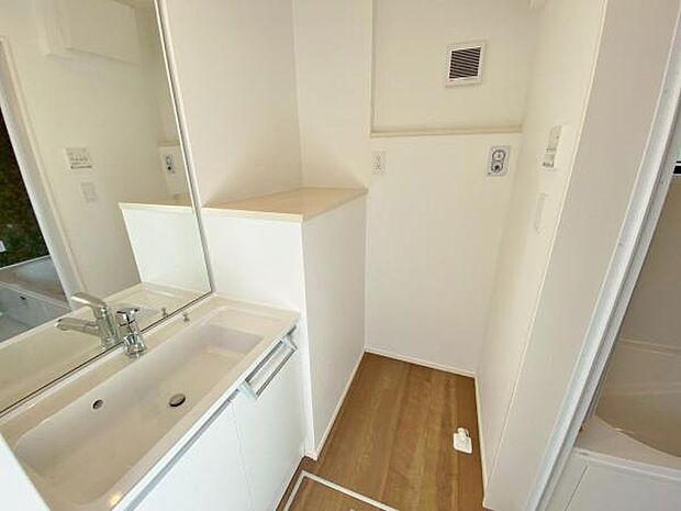 内観（2025年11月）撮影