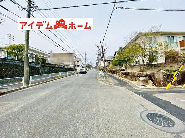西側道路（2026年3月）撮影