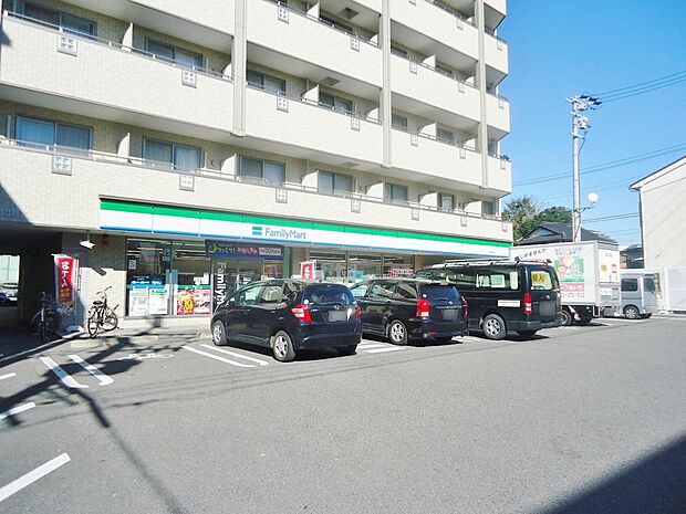 ファミリーマート 塩付通店（375m）