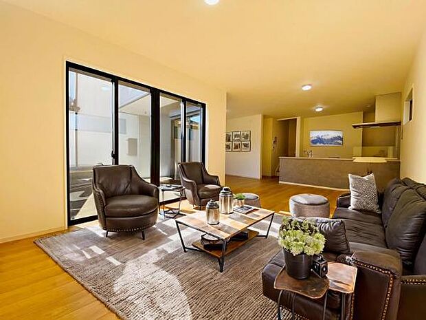 内観（2025年12月）撮影 ※本画像はCGで作成しており、実際に家具は置かれておりません。