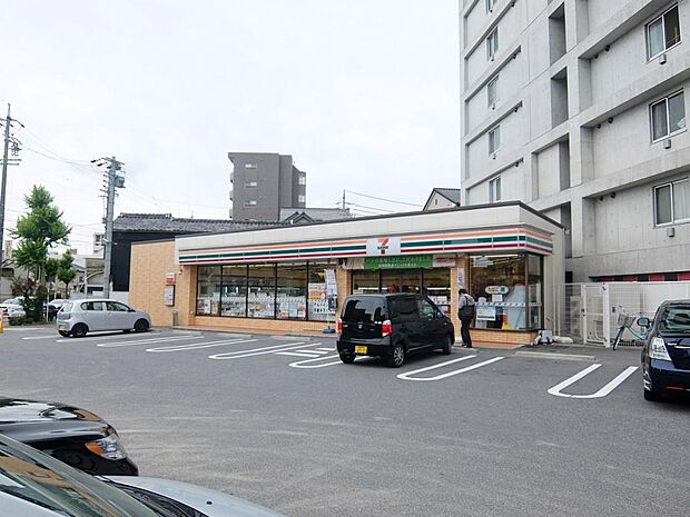 セブン-イレブン 名古屋新出来2丁目店（380m）