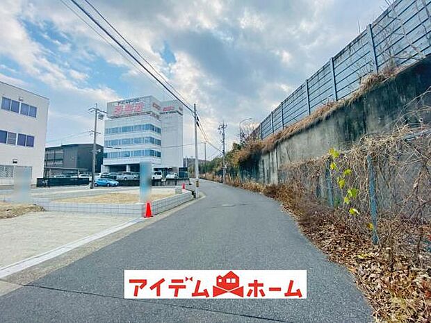 西側道路（2026年1月）撮影