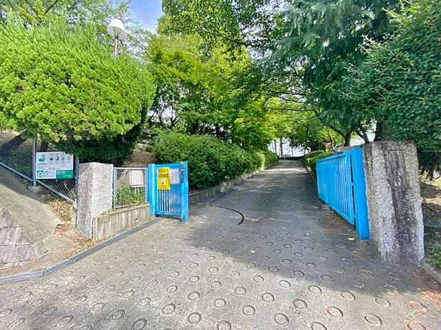 名古屋市立高針小学校(400m)