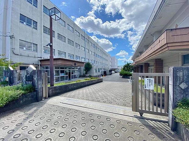 名古屋市立植田小学校（1400m）
