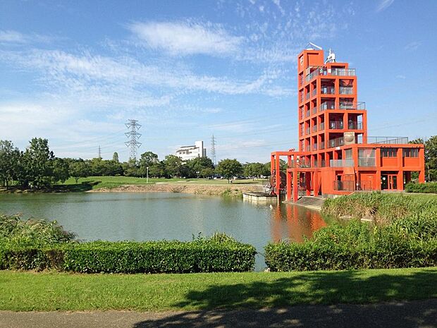 落合公園 管理棟（430m）