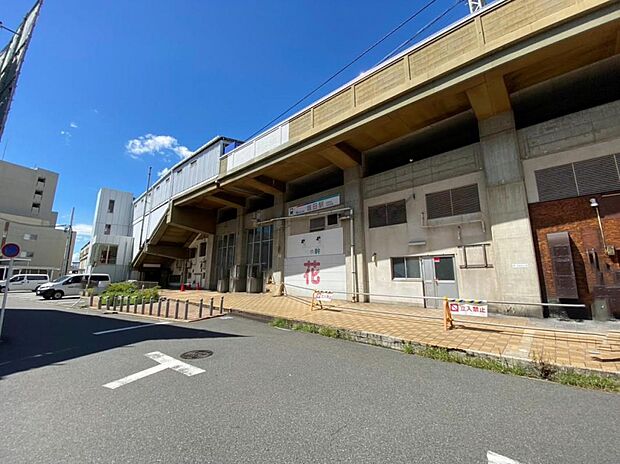 堀田駅(1030m)