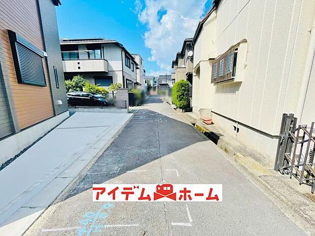 東側道路(2026年8月)撮影