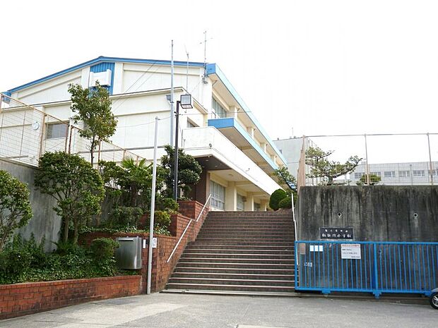 名古屋市立桶狭間小学校(200m)