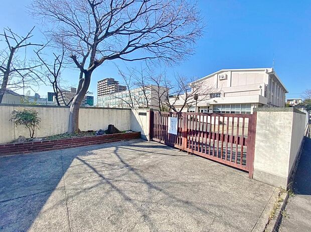 名古屋市立千種中学校(1600m)