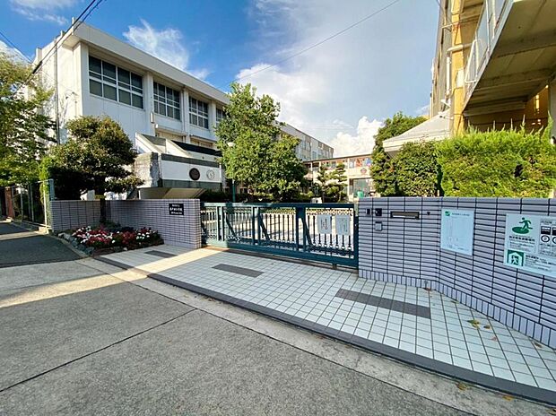 名古屋市立井戸田小学校(390m)