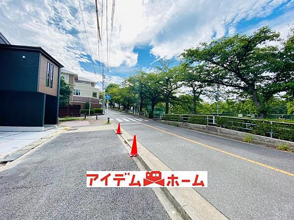 前面道路（2026年8月）撮影