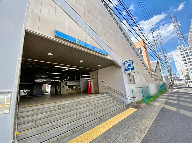 上社駅(420m)