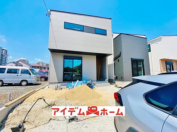 外観：323000490481