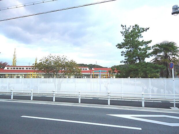 瀬戸市立 西保育園(325m)