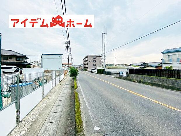 西側道路(2026年7月)撮影