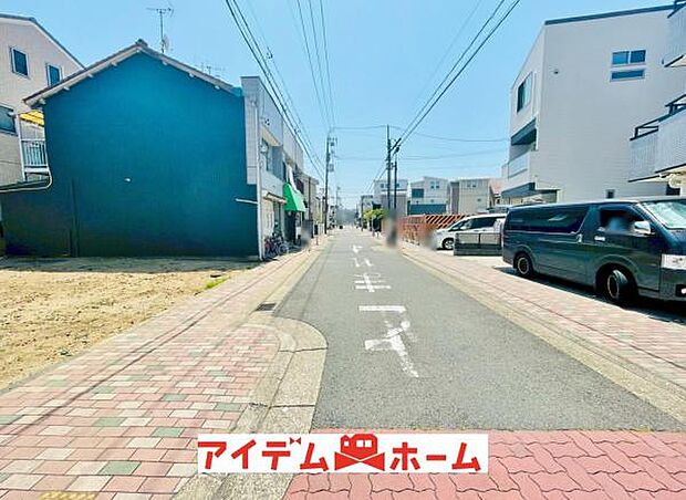 西側道路（2026年5月）撮影