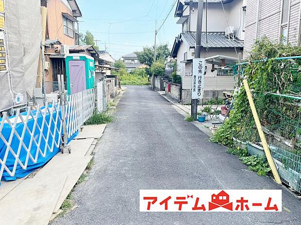 西側道路(2026年8月)撮影