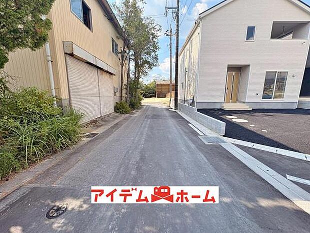 西側道路(2026年8月)撮影