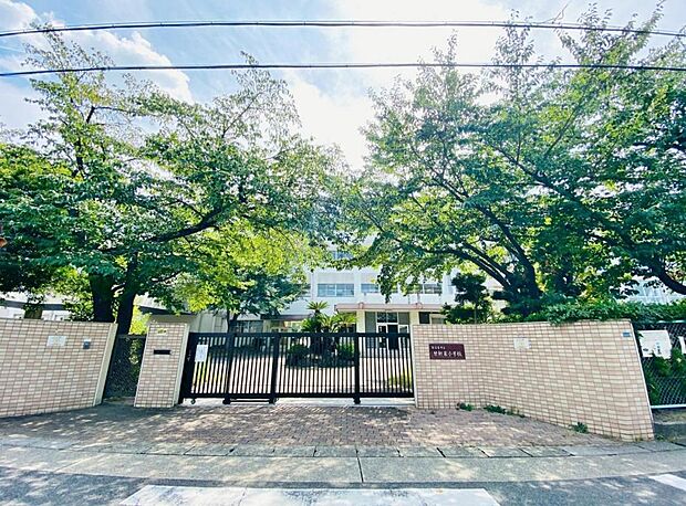 名古屋市立廿軒家小学校（1460m）