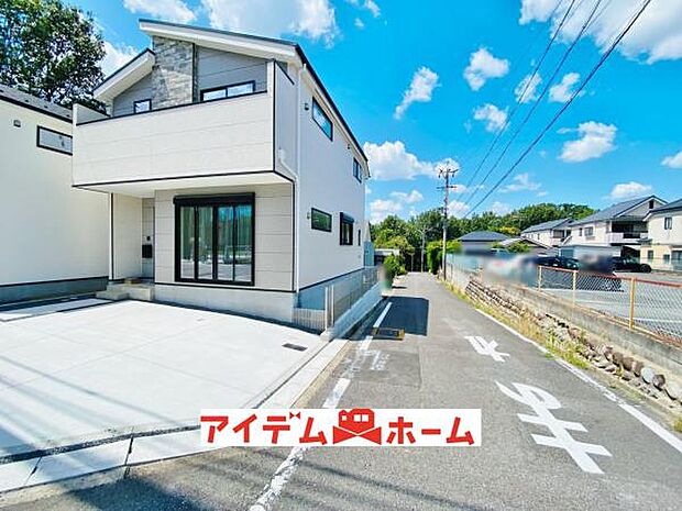 東側道路（2026年8月）撮影
