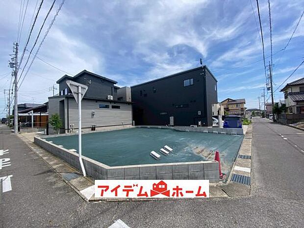 1号棟　外観写真 平日・土日問わずご案内致します！お気軽にお問合わせ下さい♪ 