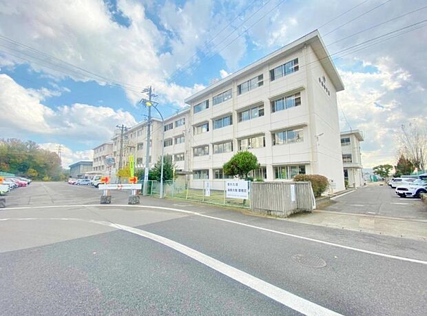 羽島市立中央中学校（770m）