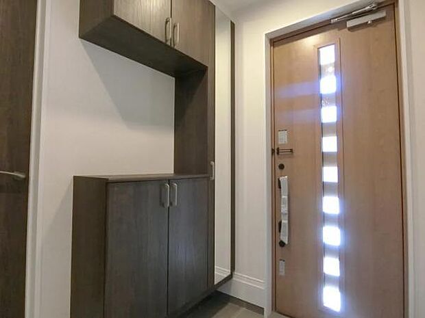 休日、平日問わずお気軽にお問合せくださいませ。