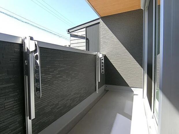 休日、平日問わずお気軽にお問合せくださいませ。