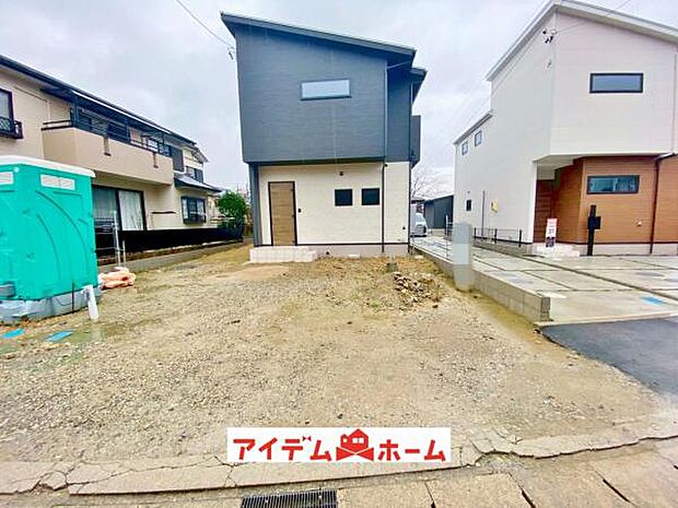 A号棟　外観写真 平日・土日問わずご案内致します！お気軽にお問合わせ下さい♪ 。