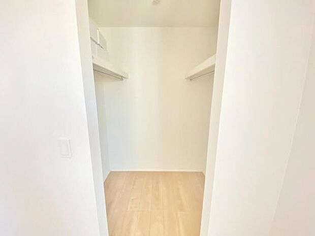 各居室にはたっぷりと収納できるクローゼットを設置していますお部屋をスッキリと広々使えます♪