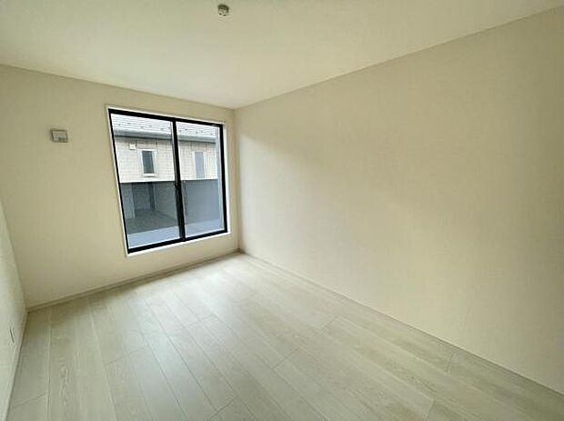 休日、平日問わずお気軽にお問合せくださいませ。